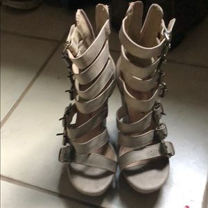 Penny Loves Kenny buckled wedges